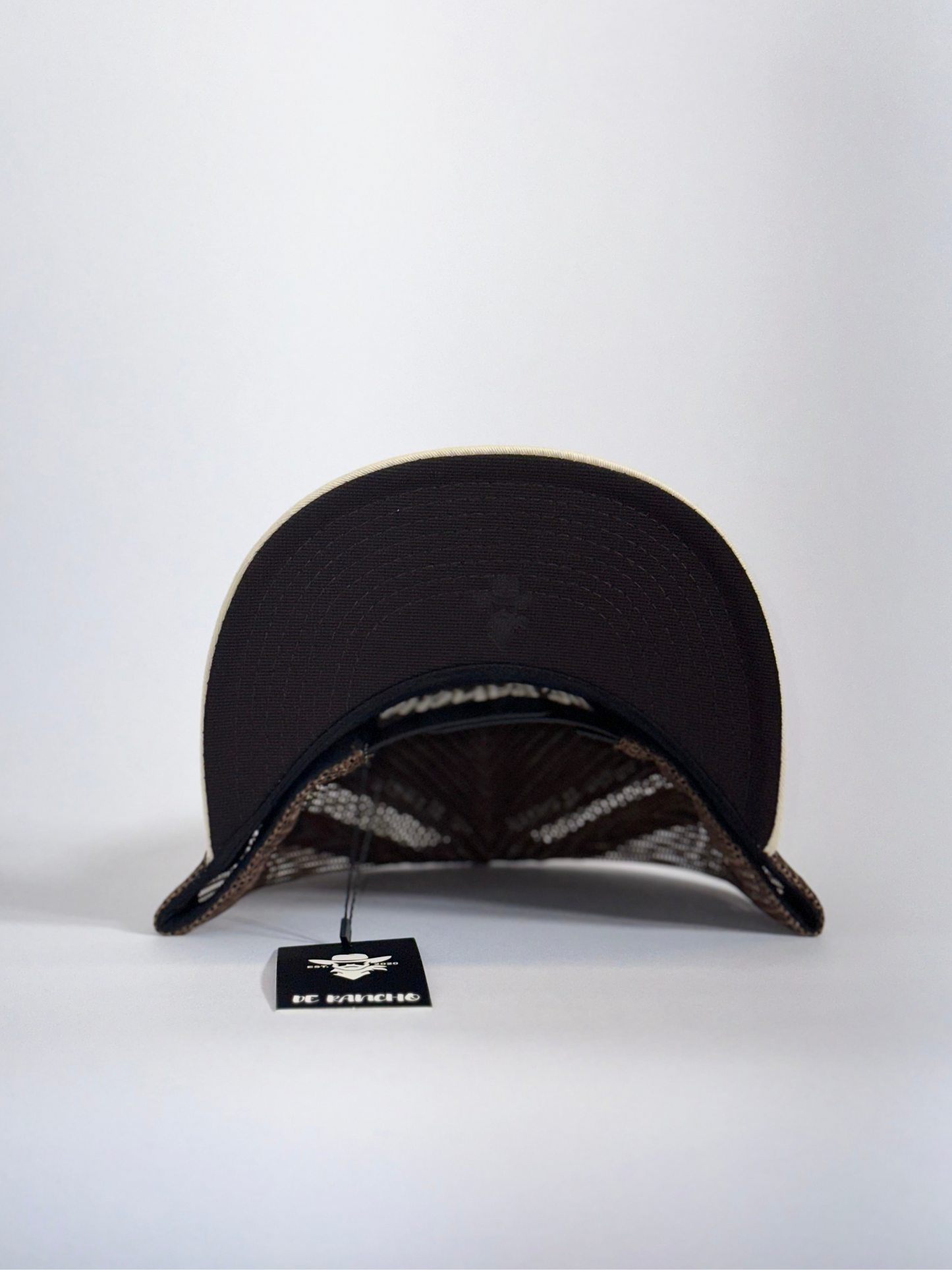 De Rancho Circle Dust (Cream/Brown) DR213