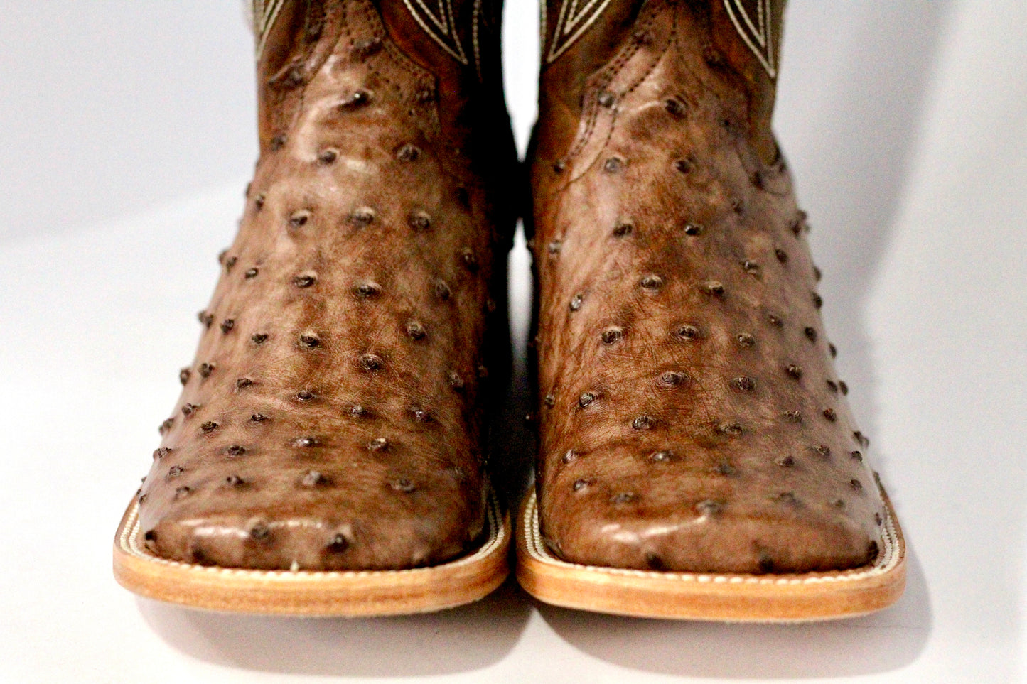 DR Bota Avestruz Café