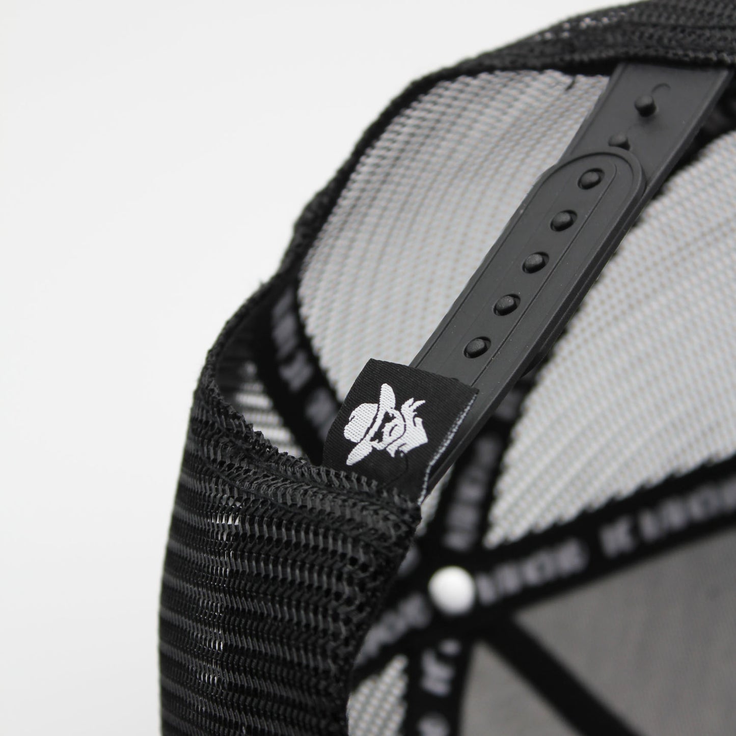 De Rancho Butterfly (Black) DR058