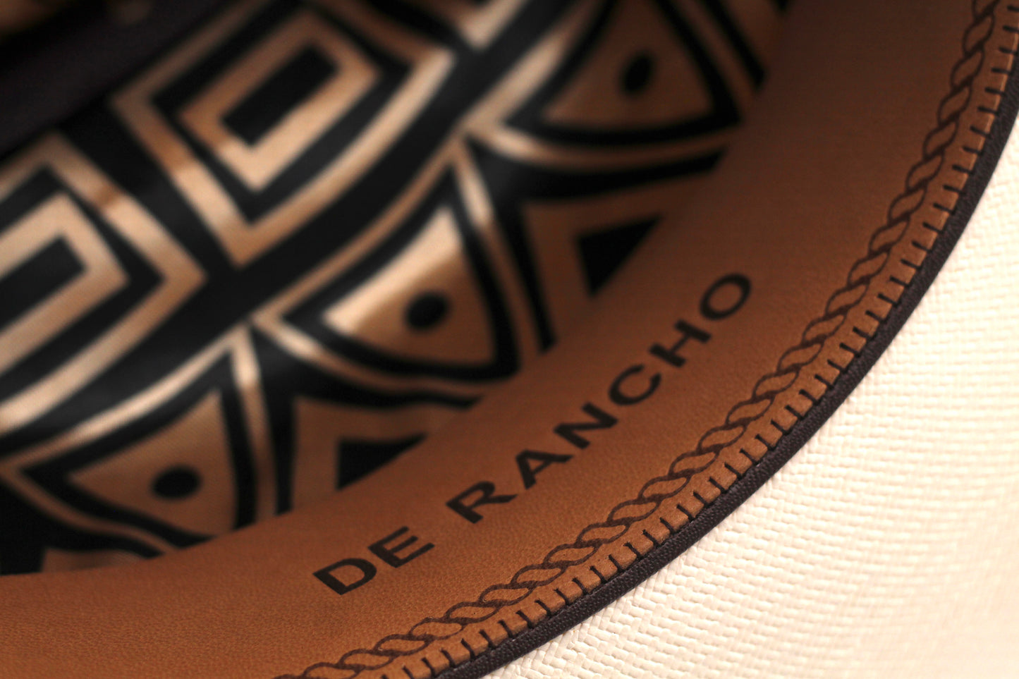 De Rancho Cream Tejana